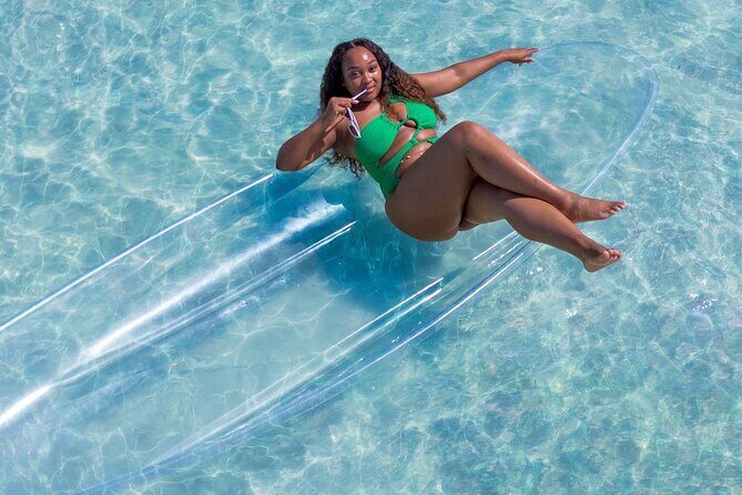 35 Minutes Clear Kayak Photoshoot in Montego Bay - Clear Kayak Photoshoot in Runaway Bay: The Big Idea
