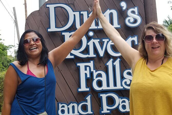 6. Bob Marley 9miles/Dunn's River Private Tour(420 Friendly)final resting place - Stop 2: Dunn’s River Falls and the Guided Climb (Plus a Cooling Dip)
