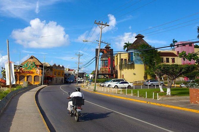 Airport Transfer MBJ Montego Bay to Kingston - The Ride Experience: Comfort, Space, and Driver Energy