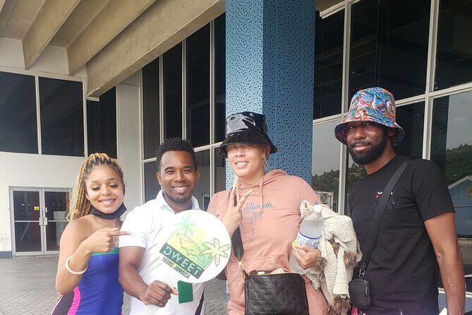 Airport Transfer Montego Bay: Riu Montego / Reggae / Palace - Arrival Day Made Simple at Sangster International