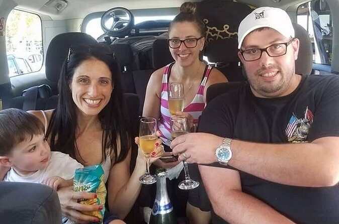 Airport Transfer Ocho Rios hotels - One-Way vs Round-Trip: How to Plan Your Arrival and Your Return