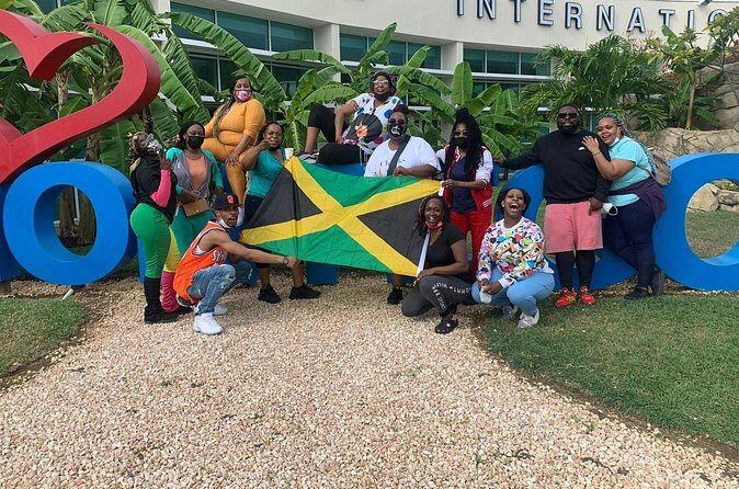 Airport Transfer Ocho Rios hotels - What Group Size and Privacy Actually Changes