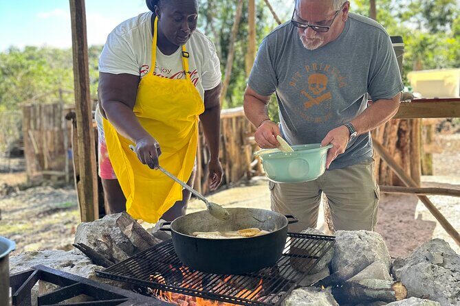 Authentic Jamaican Cooking Experience in the Mountain from mobay - The Local Market Stop: Choosing Ingredients Like a Home Cook