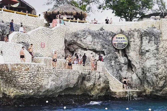 Bamboo Rafting and Limestone Foot Massage with Ricks Cafe Private Tour - Timing: What a 5–7 Hour Half-Day Feels Like on the Ground