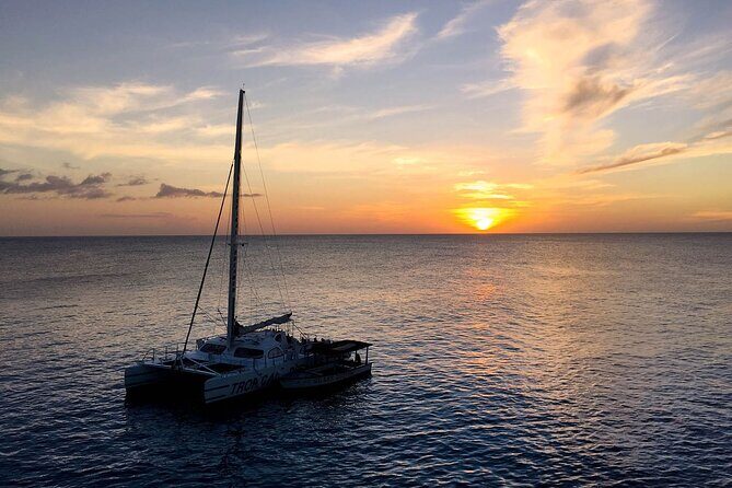 Bamboo Rafting, ATV and Ricks Café in Jamaica Tour - Negril’s Rick’s Café: sunset energy with cliff jumping