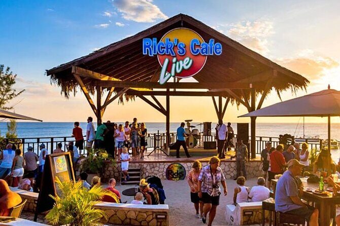 Bamboo Rafting, ATV, Horseback Riding & zipline - Montego Bay - Bamboo rafting on the Great River: the limestone foot massage payoff