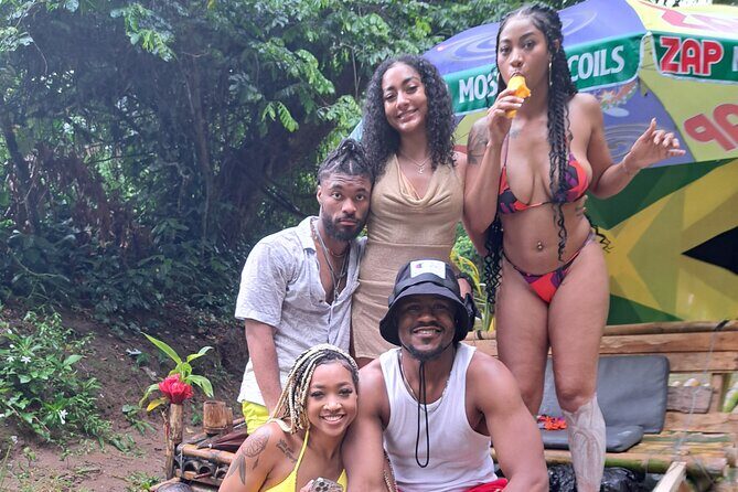 Bamboo Rafting Experience in Jamaica - On the Bamboo Raft: Captain-Run Fun on the Great River