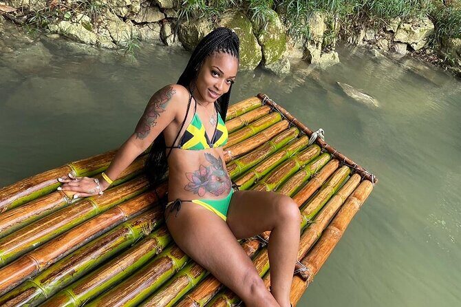Bamboo rafting with limestone massage - Limestone foot rub: what it is and why people go for it