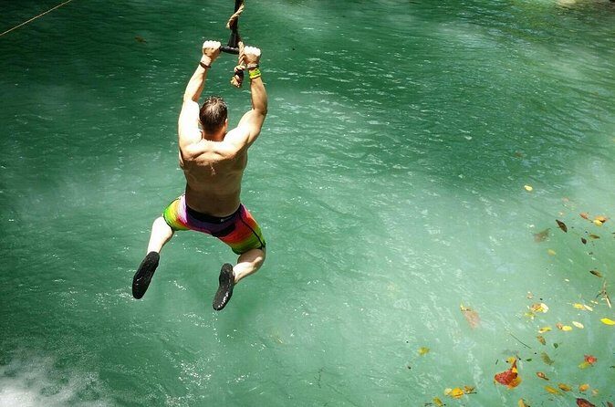 Blue Hole and Dunn's River Falls from Montego Bay - The People Factor: Drivers and Guides Who Keep Things Smooth