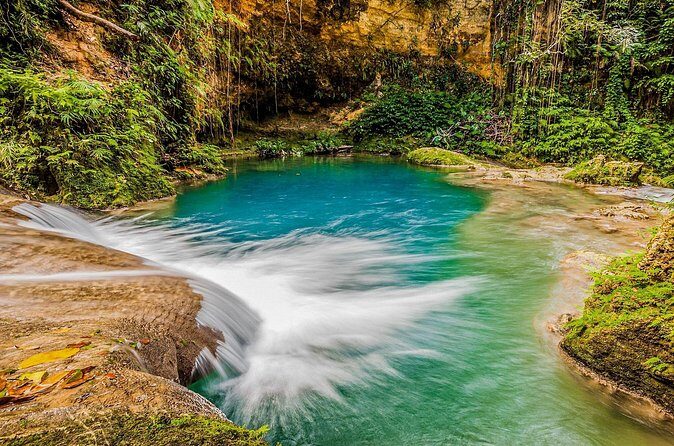 Blue Hole and Dunn's River Falls from Ocho Rios - What to Pack for a Wet Rock Day in Jamaica