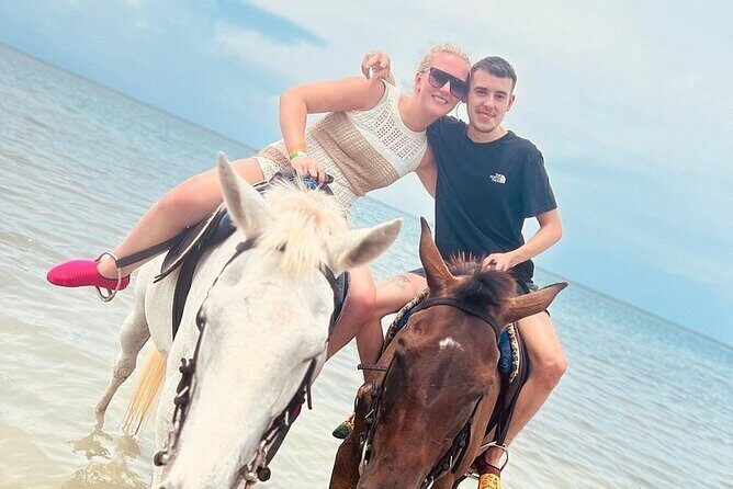 Blue Hole and Horse Riding with Swim Ocho Rios - Ocho Rios pickup and the pace of a 3–4 hour day