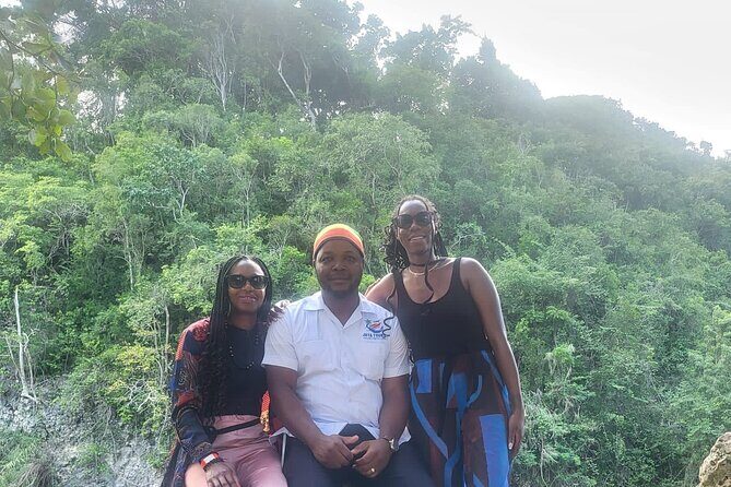 Blue Hole and River Rafting in Ocho Rios - Private tour benefits: less waiting, more control