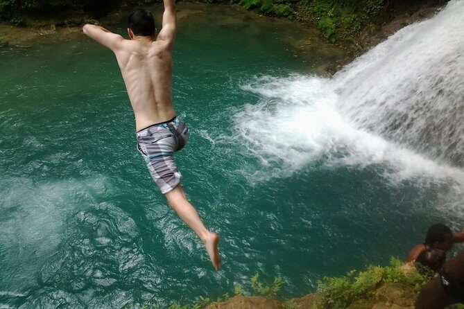 Blue Hole and River Tubing from Montego Bay - The Montego Bay drive: where the morning time actually goes