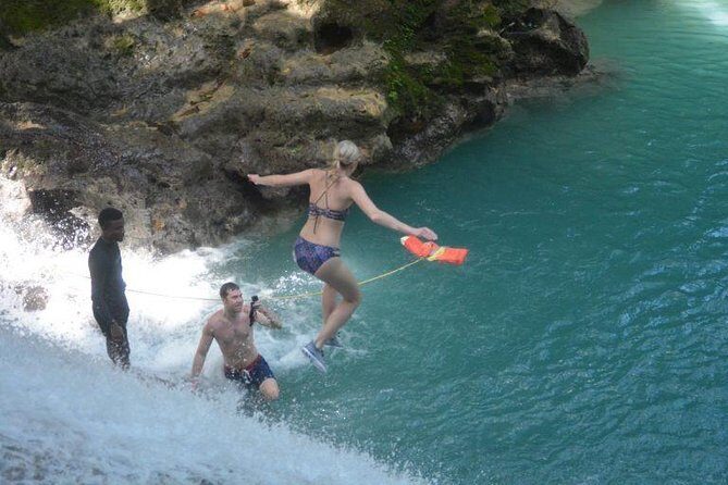 Blue Hole and Secret Falls plus Dunn's River Falls Combo Tour - Dunn’s River Falls: climbing the terraces like you mean it