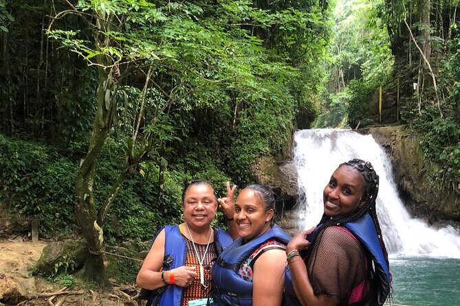 Blue Hole and Souvenir Shopping Ocho Rios (Transportation Only) - Key Highlights You’ll Actually Care About