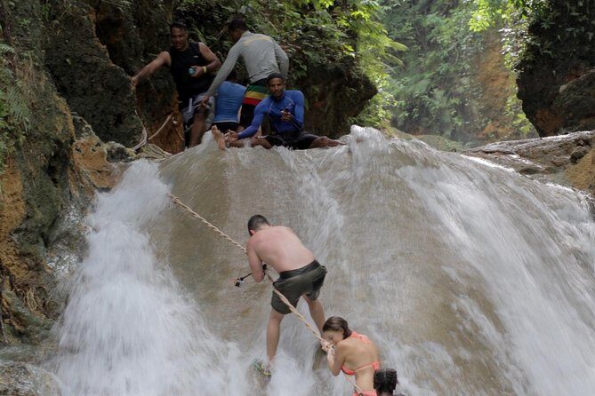 Blue Hole & Dunn's River Falls with Lunch from Negril - Guide Quality Matters: Yvonne’s Role in Making It Work