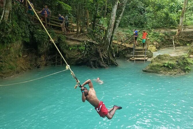 Blue Hole Falls with Horseback Ride Adventure from Montego Bay - From Montego Bay to Ocho Rios: how the timing really works