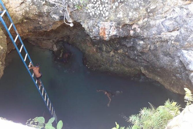 Blue Hole Mineral Spring and Rick's Cafe - The Best Way to Mix Water Time and Sunset-Scene Energy