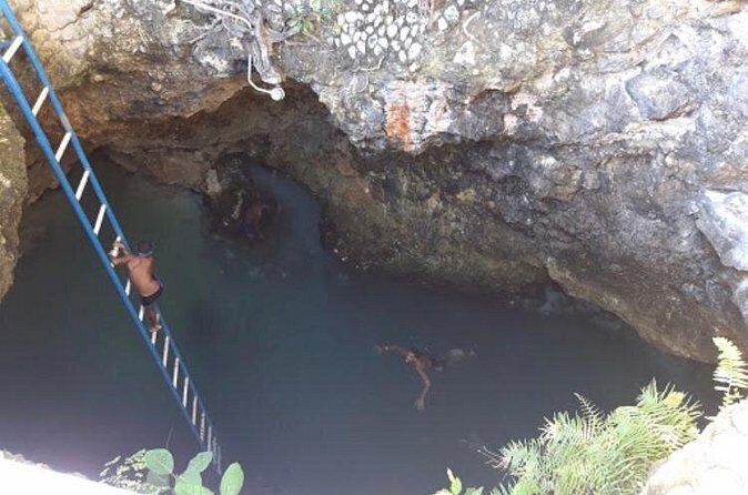 Blue Hole Mineral Spring and Rick's Cafe - Price and Value: What You’re Really Paying For