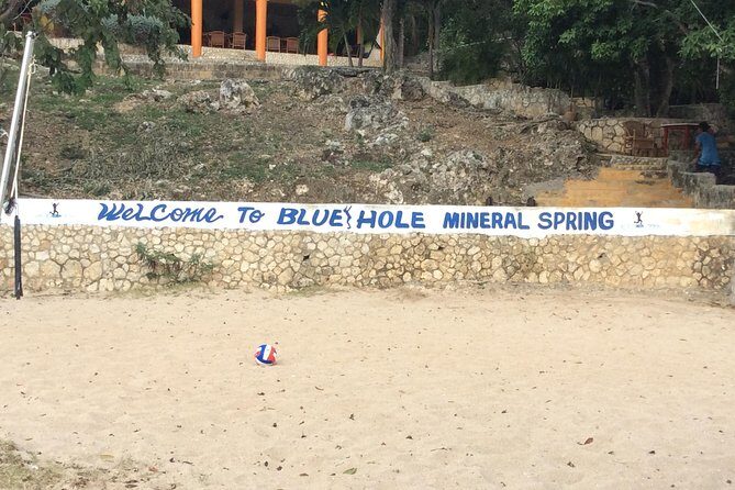 Blue Hole Mineral Springs, Rick's Café, and Shopping Combo Tour - Who This Tour Suits Best (And Who Might Skip It)