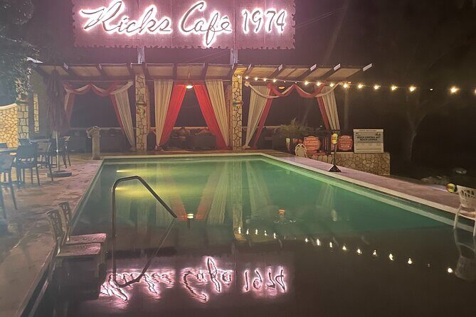 Blue Hole Mineral Swim, Negril Ricks Cafe, & Herb Farm Combo Tour - Stop 4: Blue Hole Mineral Spring—swim time, lunch, and souvenirs