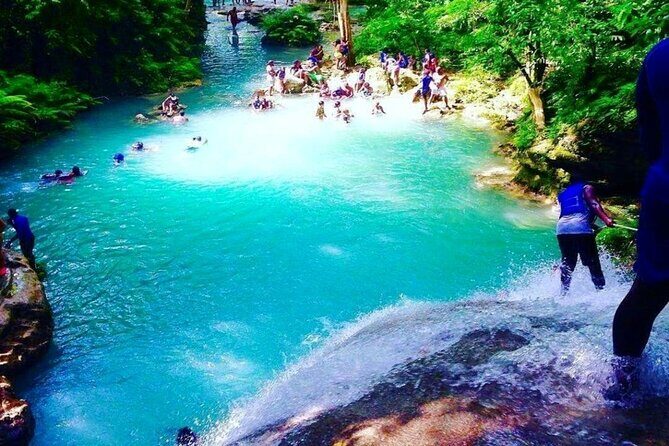 Blue Hole Ocho Rios - Blue Hole in Island Gully Falls: what you’re actually doing