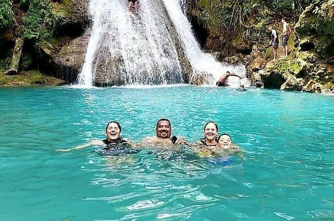Blue Hole only-from Ocho Rios - Getting There from Ocho Rios: Pickup, AC Bus, and a Clean Schedule