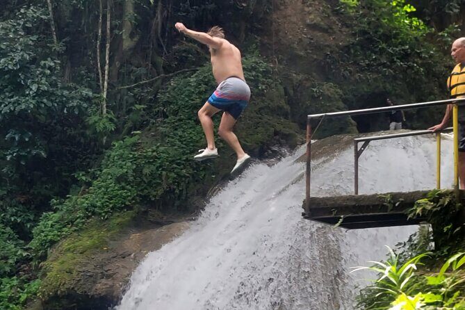 Blue Hole, River Tubing, and Horse Ride with Swim Ocho Rios - Lunch, Shopping, and the In-Car Time: How to Plan Your Extras