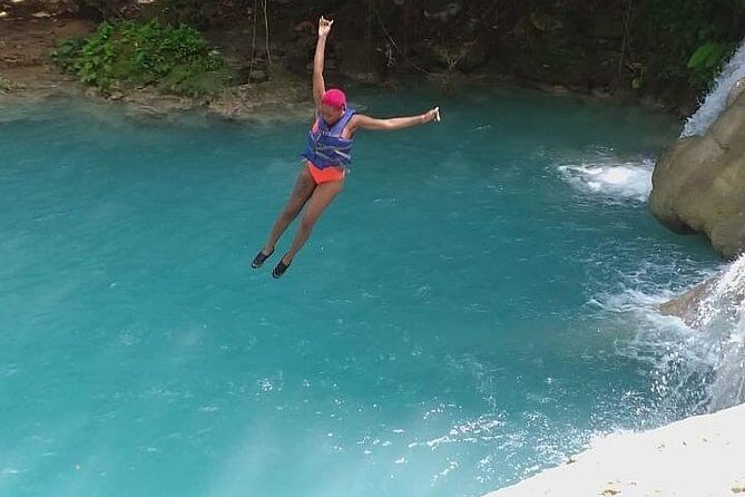 Blue Hole Secret Falls and River Tubing Private Tour - Why this Blue Hole + White River combo makes sense