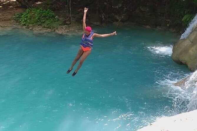 Blue Hole Secret Falls Private Tour - Timing and Pacing: How a 6-Hour Day Feels in Real Life