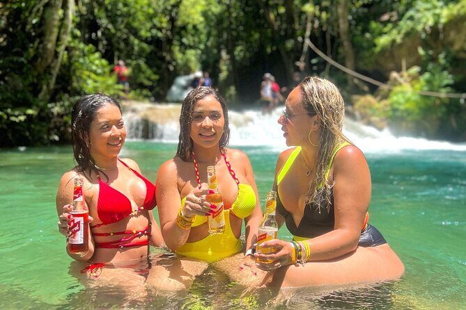 Blue Hole Secret Falls, White River Rafting, and River Tubing from Ocho Rios - How the day flows in 3–4 hours