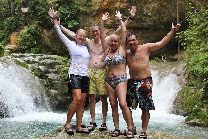 Blue Hole waterfalls from Runaway bay - Road Stops for Pictures and Shopping: A Good Pace, Not a Rushed Transfer