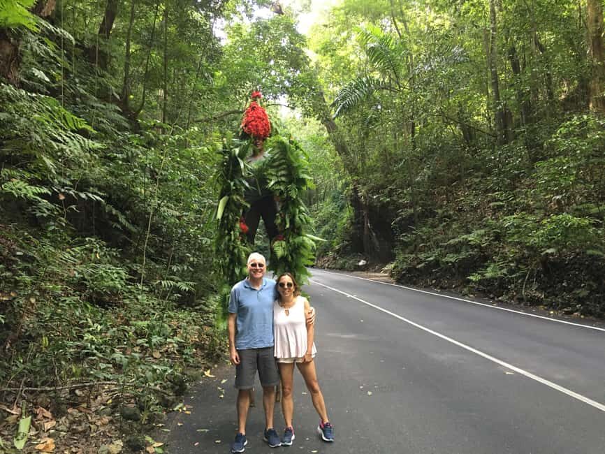 Bob marley 9 Miles & Dunns River Tour from Ocho Rios - Nine Mile visit: Marley’s birthplace, childhood home, and the final resting place