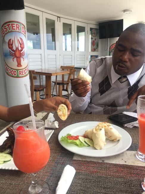 Bob marley 9 Miles & Dunns River Tour from Ocho Rios - Optional Scotchies lunch: how to make the food stop fit your style