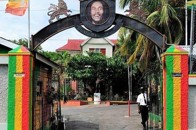 Bob Marley Museum Admission & Tour from Ocho Rios - One Love Café and the gift shop: take a break without missing the mood