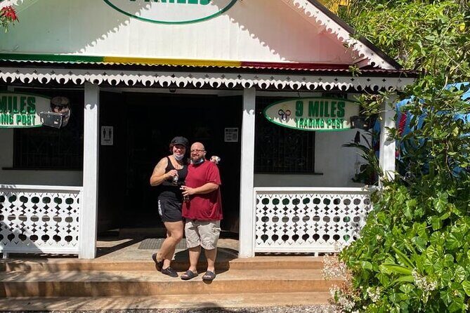 Bob Marley Nine Mile and Dunns River Combo from Ocho Rios - Stop 3: Juggling Waterfalls With a Real-Time Jamaica Pace