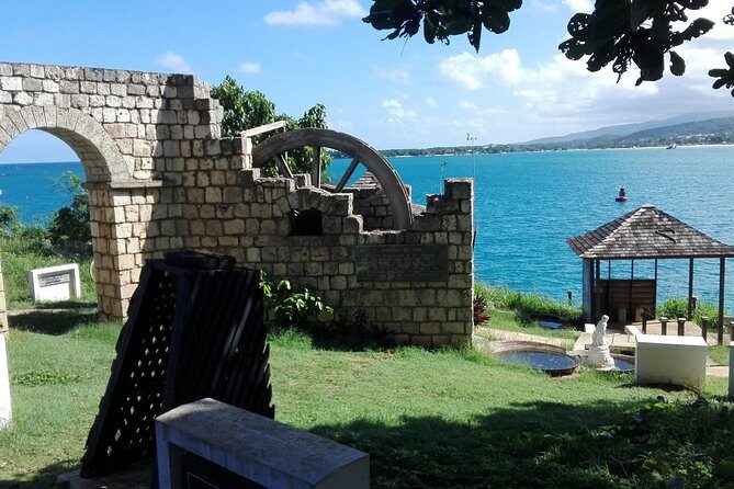 Bob Marley's Nine Mile Day-Trip with Admission & Guided Tour from Falmouth - Price and value: what you get for $135 and what you’ll still pay for
