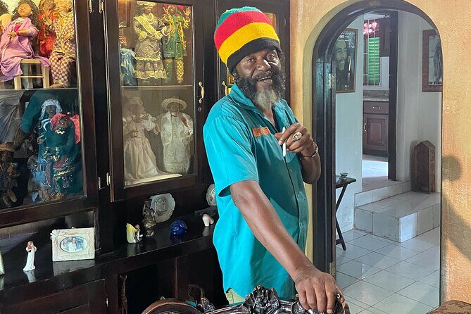 Bob Marley's Nine Mile Mausoleum Tour (Complimentary Rum Punch) - Stop 1 in Nine Mile: What You’ll See and How to Get the Most From It