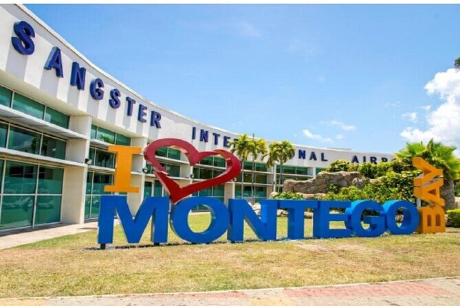 Breathless & Secrets Hotels Private Airport Transfer - The Short, Scenic Ride Through the Hip Strip and Cruise Port