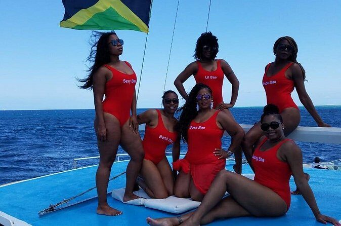 Catamaran, snorkeling & Dunn's River Falls - Snorkeling stop near the falls: fish spotting and choppy-water reality