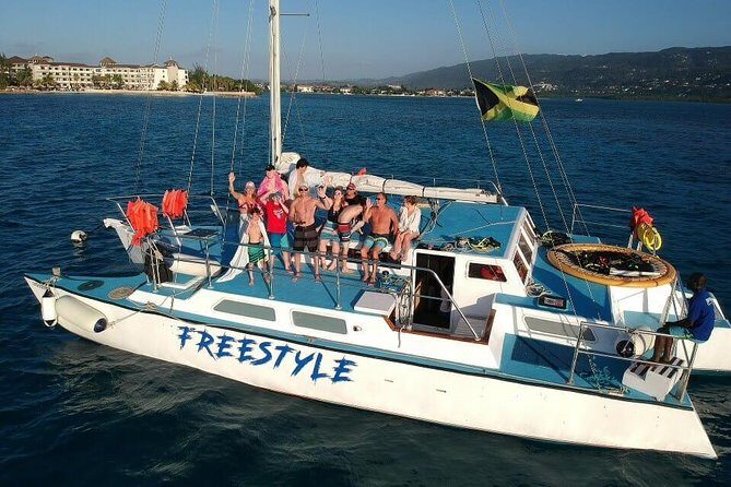 Catamaran, snorkeling & Dunn's River Falls - Rose Hall Great House and the Columbus Park photo stop