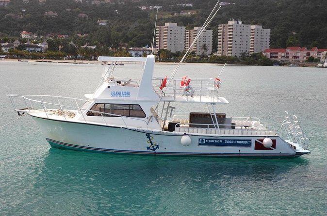 Certified 2-Tank Scuba Diving Tour from Montego Bay - Meeting point and the 7:30 am start near Doctor’s Cave Beach