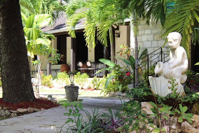 Cinnamon Hill Great House Tour: Home of Johnny Cash - Cinnamon Hill Great House in Montego Bay: why this tour feels special