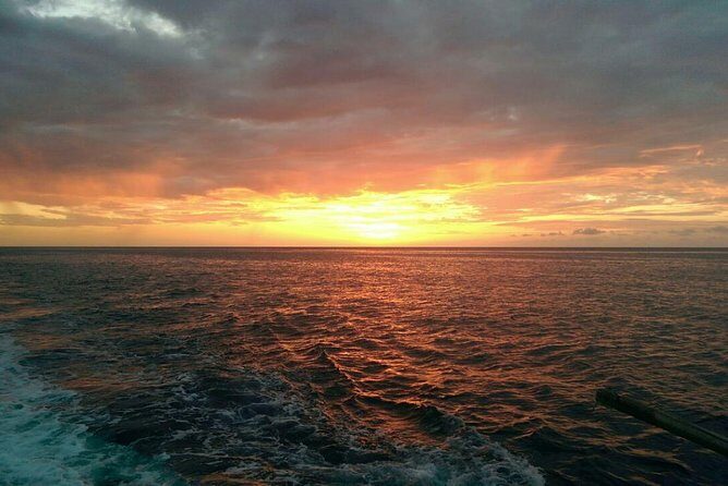 Cliff jumping and Sunsets - Quick hits: what makes this Rick’s Cafe visit work