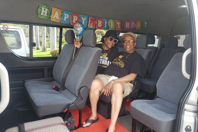 Customized MBJ Airport Transfer to Hotels in Montego Bay - A celebratory MBJ arrival that keeps your first hour calm