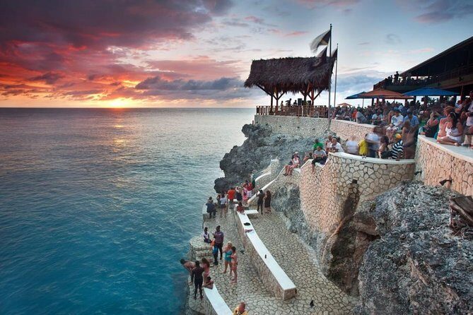 Day-Trip to Rick's Cafe from Montego Bay - Montego Bay to Negril: the A/C ride that sets the pace