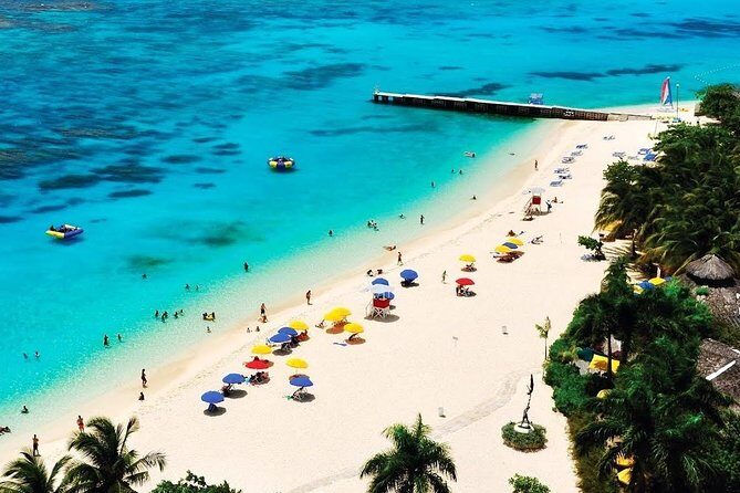 Doctor's Cave Beach and Shopping - Why This Montego Bay Half-Day Tour Just Makes Sense