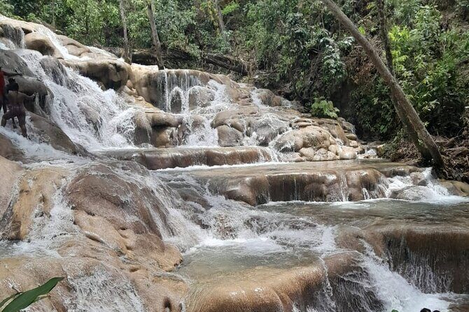 Dunn River Falls and Bamboo River Rafting in Ocho Rios Jamaica. - Small Groups and Local Guides: What You’ll Feel Most