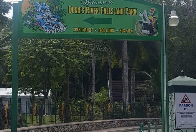 Dunn's River and Blue Hole Tour from Ocho Rios - Dunn’s River Falls: The Climb, the Choices, and the Photo Spots