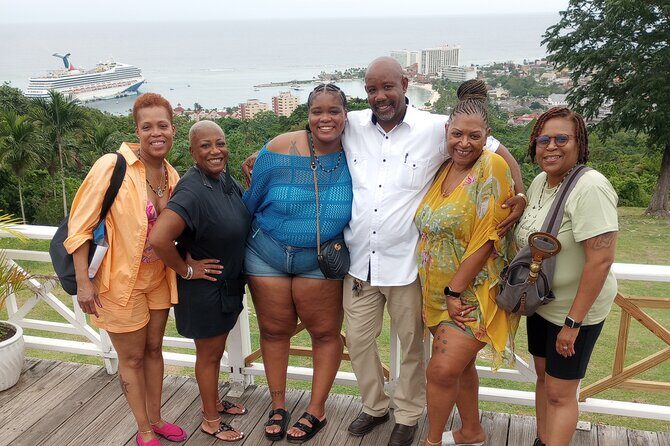Dunn's River Falls and Ocho Rios Sightseeing with Shopping - Price and value: what $50 covers and what you’ll pay at the door